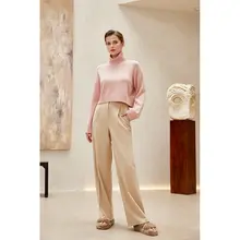高級感あるゆったりとした女性用パンツ【高ウエスト・米色・羊毛混・通勤対応】