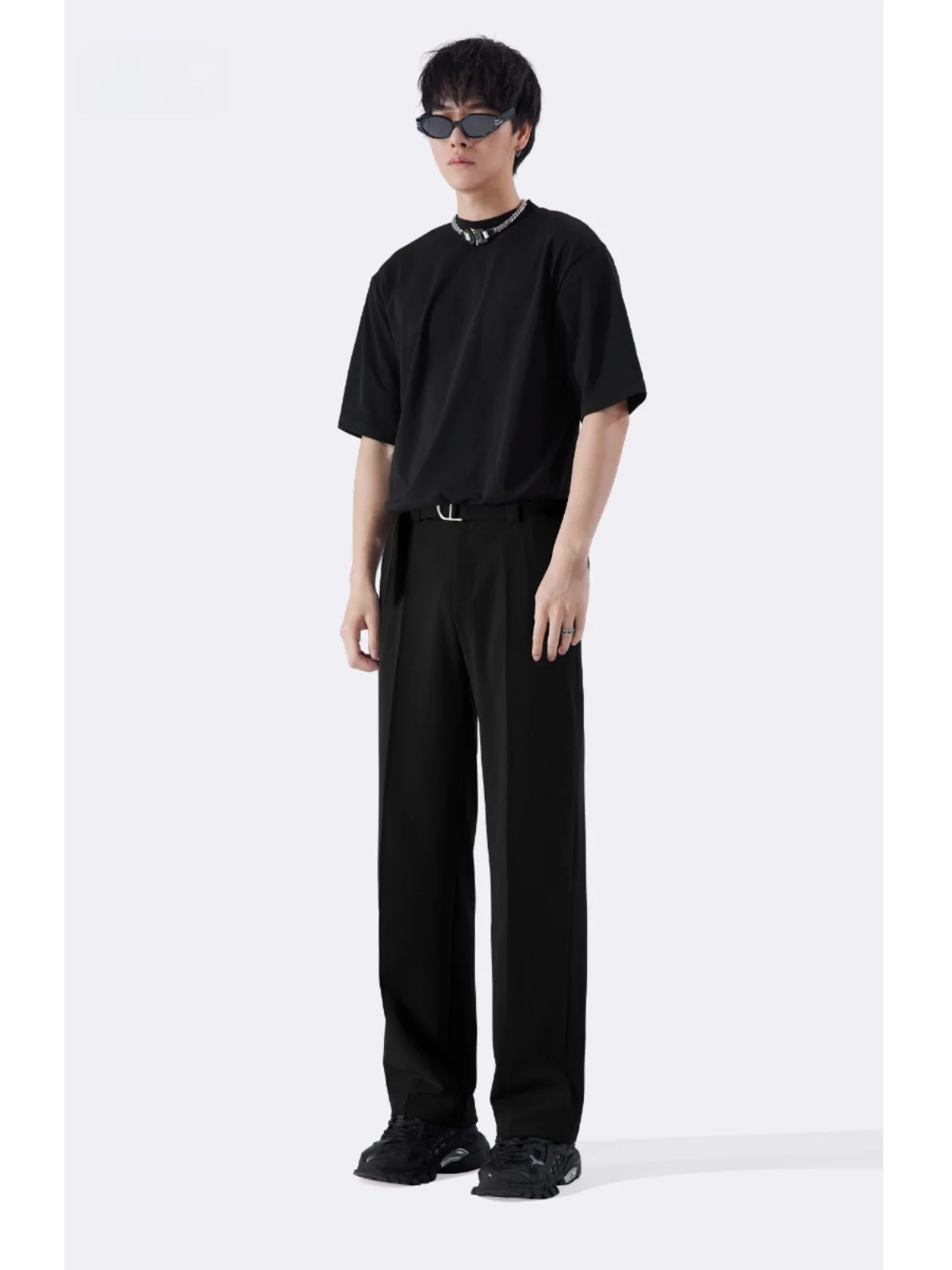 メンズ ロング 服で悩むなら、これひとつで解決できる？