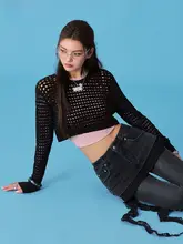 レースデザインの透かしニットトップス【長袖・ゆったりシルエット・重ね着対応】