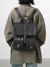 高級感のあるレザーリュックサック【通勤・小型・デザイン性抜群】