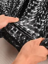 ミラー仕上げ黒色 3Dキャットアイ PUレザー生地【水滴チェック・四方ストレッチ・滑らかなデザイナーファブリック】
