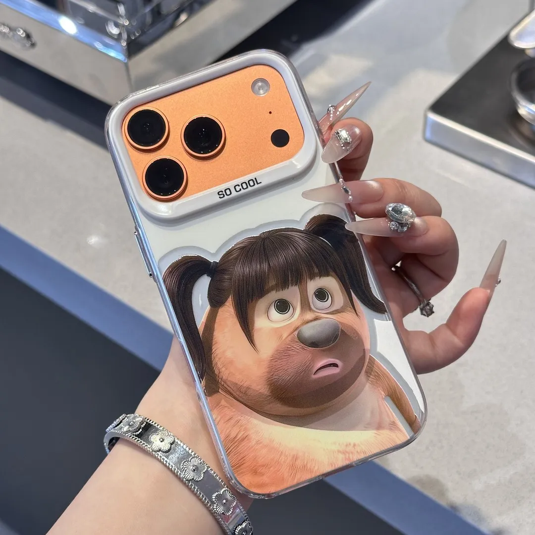 かわいいくまのプーさん風カップル向けiPhoneケース：保護性とデザインのバランス
