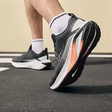 Xtep ランニングシューズ【レザーアッパー・メンズ・快適な履き心地】