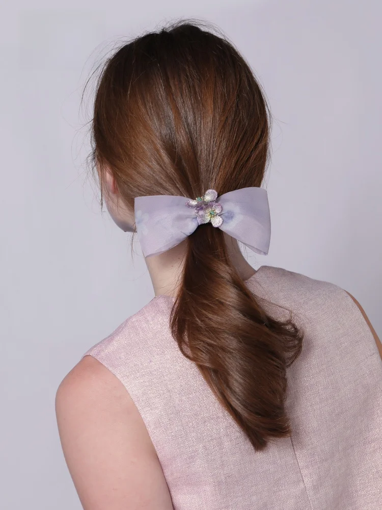お出かけにぴったりの結ぶヘアアレンジは、どう選ぶ？