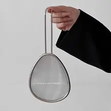 シンプルステンレス製の大きな漏れ網【麺用・鍋用・油分除去】