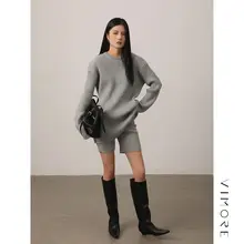 高級感あるゆったりニットトップスとショートパンツ【秋用・カジュアル・フィット感抜群】（セットアップ対応）