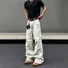 米白色の微フレアデザイン作業パンツ【多ポケット・フィット】