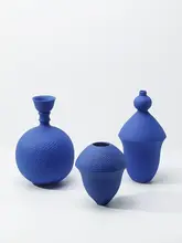 クリエイティブなクラインブルー陶器花瓶【シンプルモダンデザイン・インテリア装飾用】