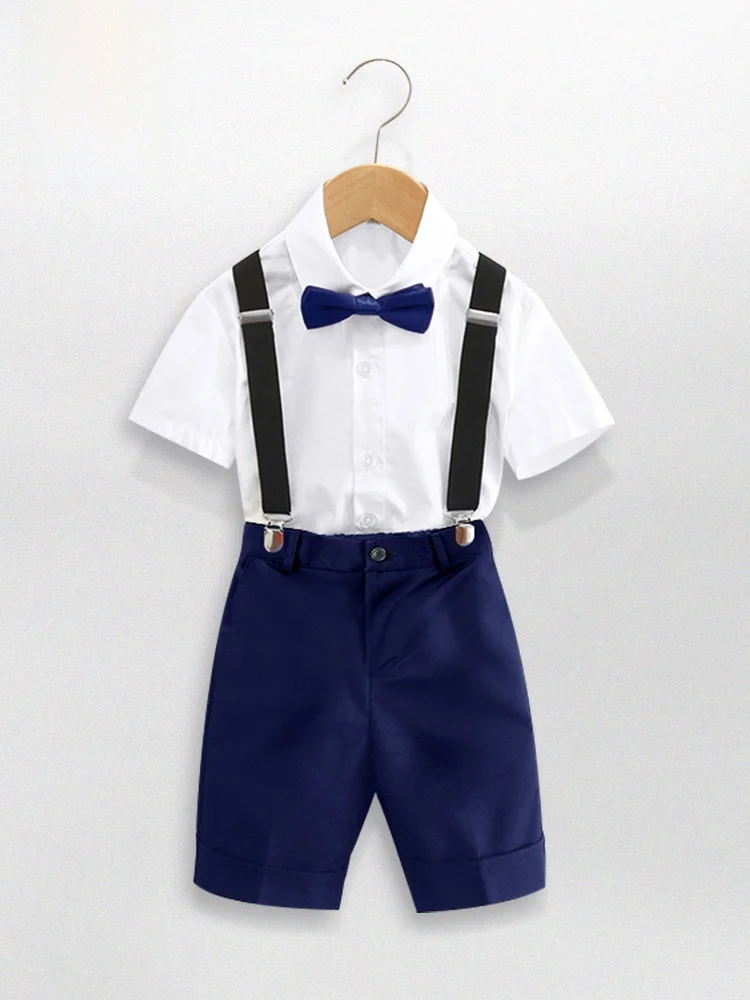 1歳誕生日の祖父母に贈る服は、どんなスタイルがおすすめですか？