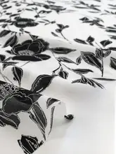 日本製の小柄コットン生地【快適で極上の柔らかさ・花柄・DIY向け】