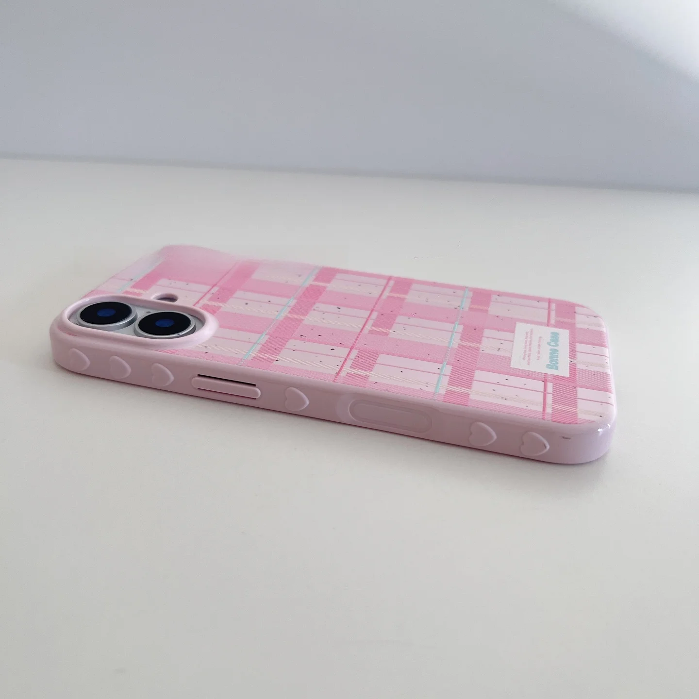 スマホカバー チェキ：水彩風ピンクチェックソフトケースの保護性能と実用性