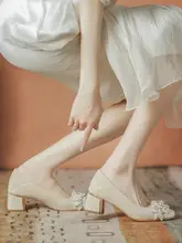 粗いヒールのレディースシューズ【国風・チーパオやマミンスカートに合う・結婚式用・新婦・伴娘用】