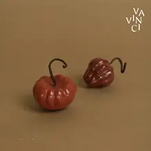 オリエンタルスタイルの天然石風フルーツ飾り【デスクトップ用・南瓜とさくらんぼのデザイン】