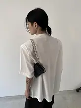 半袖シャツ ユニセックス クロスネック パッド入り デザイン性 おしゃれ 「GENESISBOY」