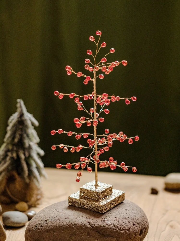 12月クリスマスに贈る「小さな幸せ」は、クリスマスツリーのひとつに決まる？