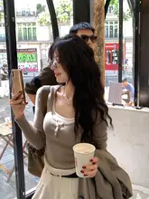 ニットシャツ 女性 秋 Uネック ギャザー デザイン スリム カラーコンビネーション 長袖