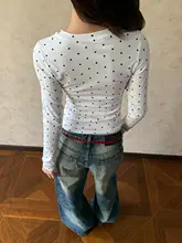 ドット柄の短丈長袖Tシャツ【春用・ウエストデザイン・フィット感】