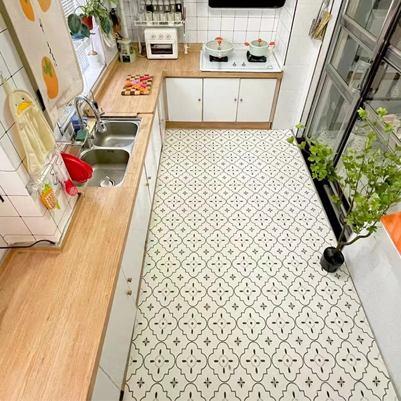 キッチンをスッキリ整理！収納グッズおすすめ　PVCレザーマットの選び方と実際の効果
