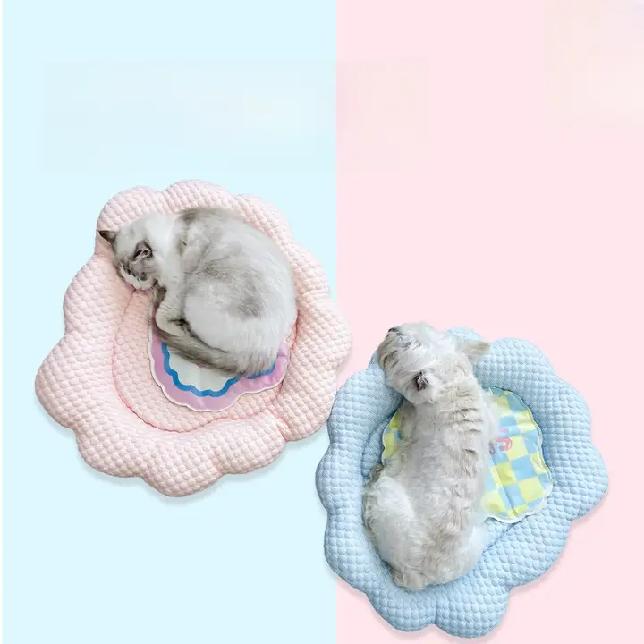 かわいい雲デザイン ペットクッション【中型犬・猫用・冷感・洗濯可能】