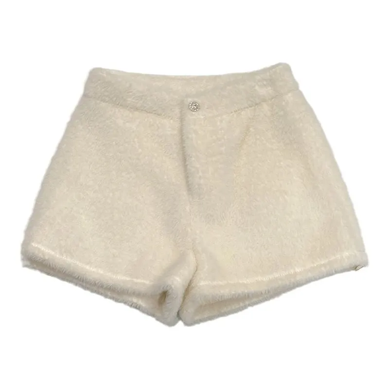 フレアパンツ ハイウエストでスタイルを整えるには？低身長でもバランス感ある着こなしを実現できるアイテムとは？