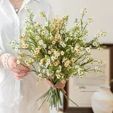シンプルモダンな春の梅花風造花【インテリア装飾用】