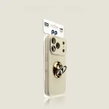 iPhone 17用液体ケース【アンティークホワイト・リングスタンド・衝撃吸収・大人の雰囲気】