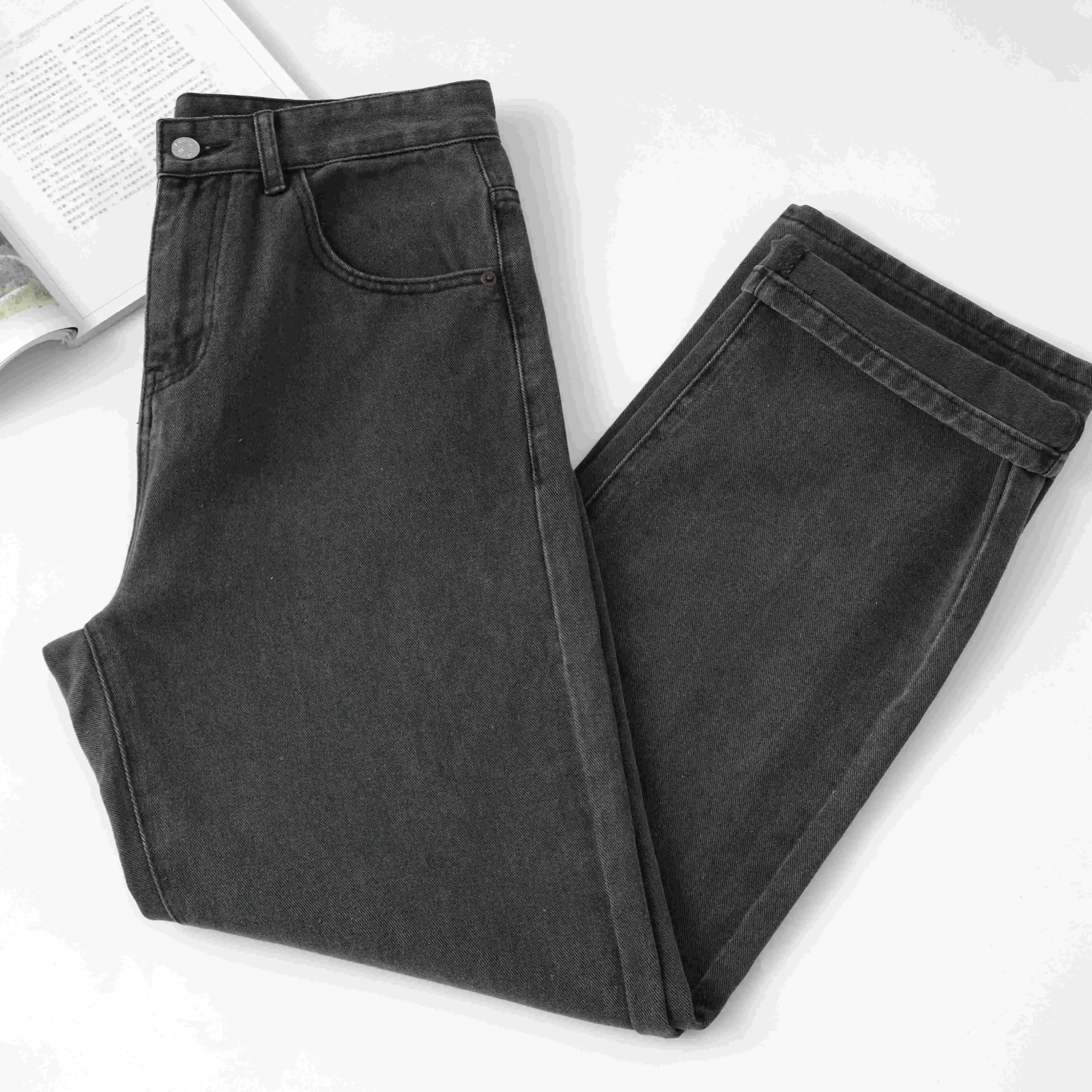 タイパンツ メンズ どうやって選ぶ？レトロ風デニムパンツが通勤からレジャーまで救う理由とは