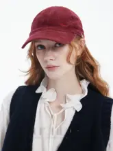 コーディネートしやすい！秋冬用 コーデュロイ刺繍男女兼用ベースボールキャップ【防風・シンプルデザイン】