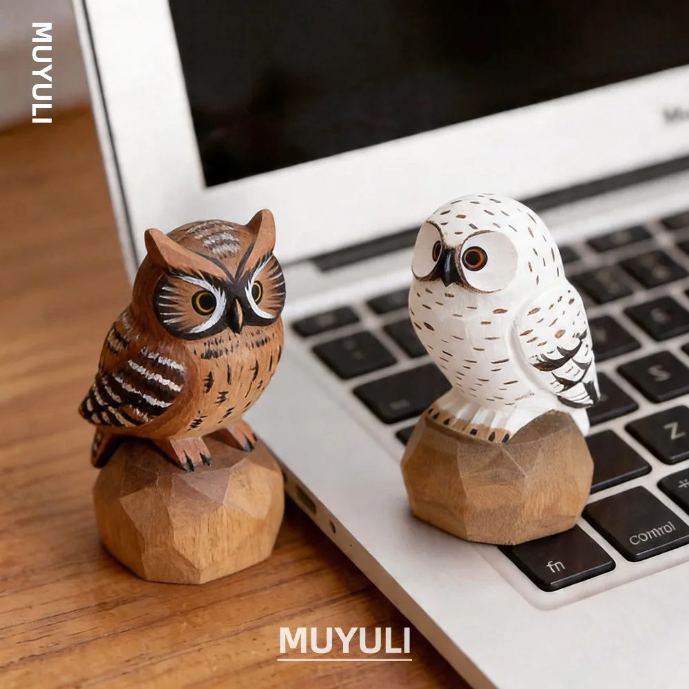 木彫りの熊アートを選ぶべきか？それともフクロウと小鳥の手作りデスクトップがより心を癒すのか？