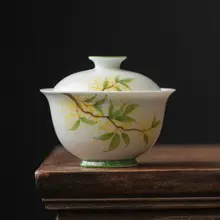手描きの白瓷桂花茶碗【陶器製・褐色デザイン】