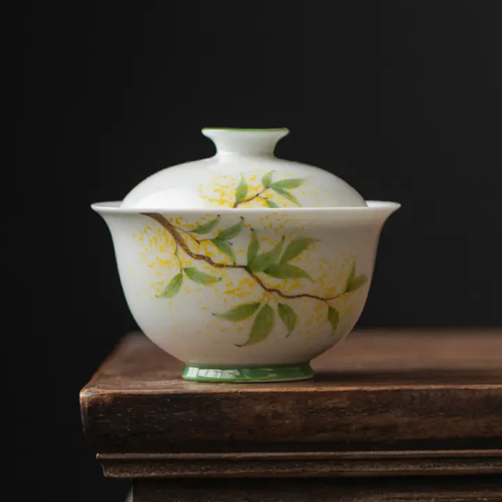 手描きの白瓷桂花茶碗【陶器製・褐色デザイン】
