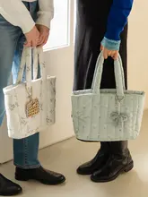 大容量のフラワープリント肩掛けバッグ【カジュアル・通勤用】（セットアップ対応）
