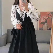 ヴィンテージ刺繍フレアスリーブVネックシャツ【花柄・ドローストリング・裾フリル】