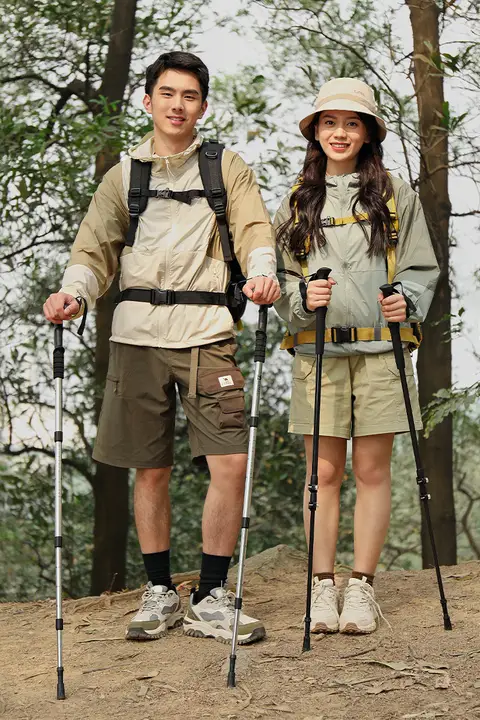 Camel 軽量カーボンファイバー登山杖【伸縮式・折りたたみ・アウトドア用】