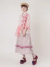 紫粉色のフラワープリント付きフリルボトムススカート
