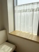 ロマンティックなデザインの白色カフェカーテン【フレンチスタイル・引き上げ式・ドア用】