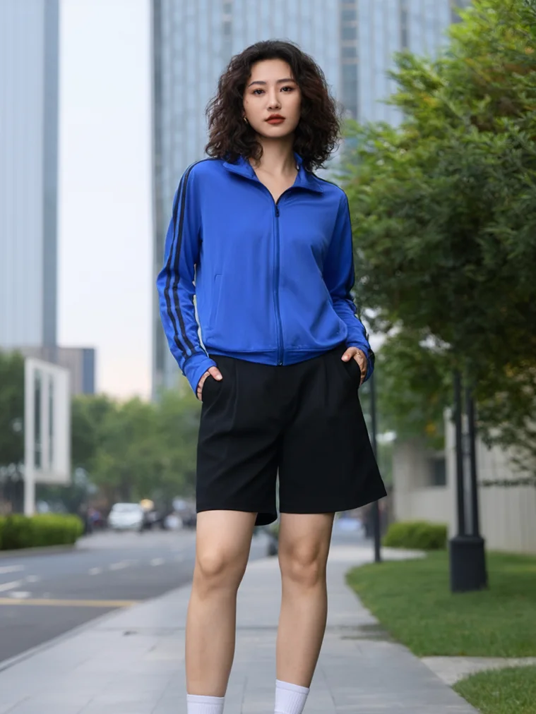 大人可愛い服 50代コーデ 完全ガイド｜色のコントラストと素材の選び方
