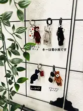 毛糸のクマのキーホルダー【スケートボード・スマホ用ストラップ・オリジナルデザイン・デイジーサングラス】
