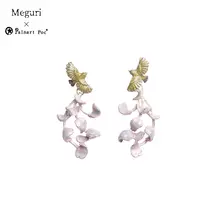 春の渦をテーマにした手作りピアス【桜の花びらが舞うデザイン】