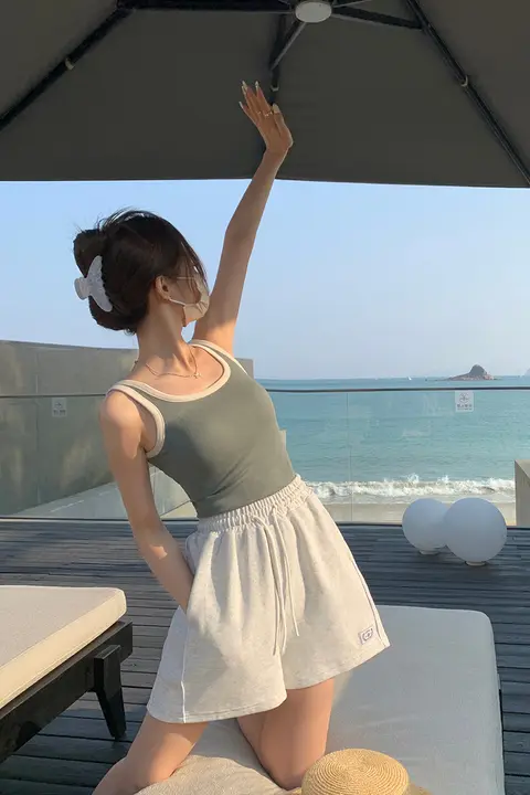 EKOOL 抗菌高弾力キャミソール【胸パッド付き・体型カバー・スリムフィット】