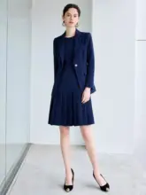 高級感あるピンクドレスとジャケットのコーディネート（セットアップ対応）