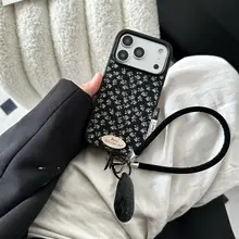 スマホケース iPhone対応 秋冬 ヴィンテージ 花柄 起毛 耐衝撃 ショートストラップ付き 個性的 「HEYYEH」