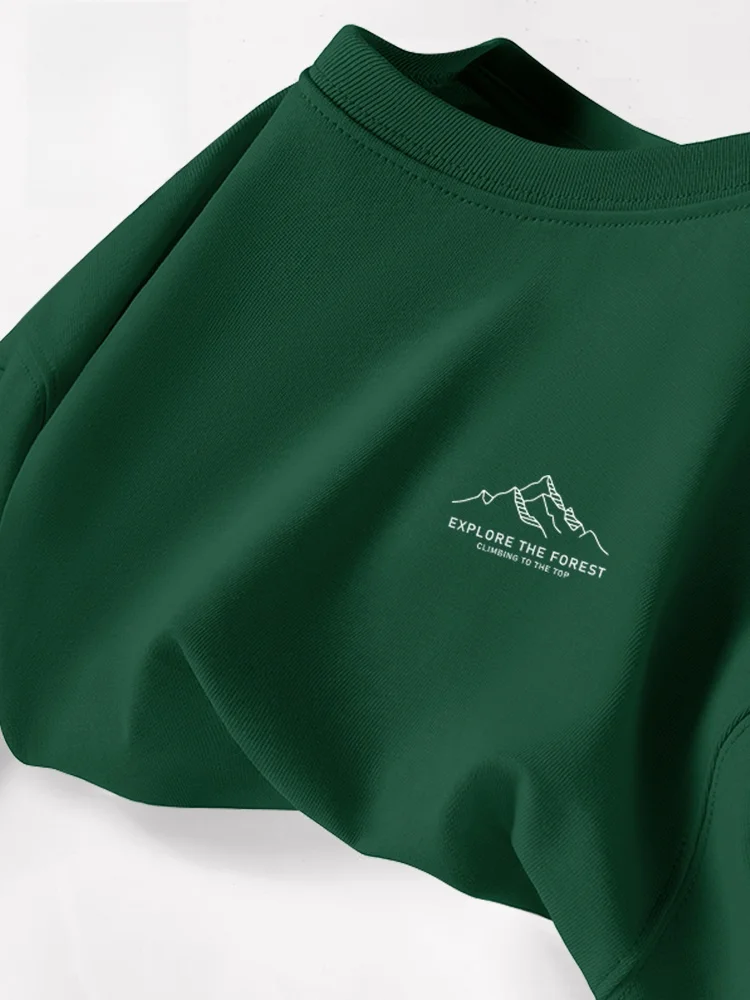夏のTシャツで失敗しない着こなしは？墨緑の純綿Tシャツが解決する理由