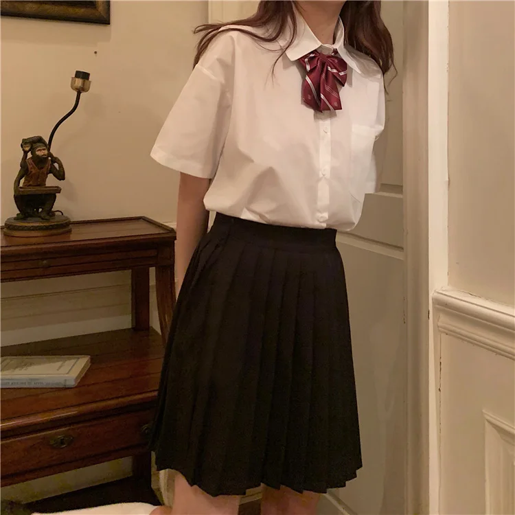 大人可愛いの本質とは？ロングスカートで実現する自然なかわいさのガイド