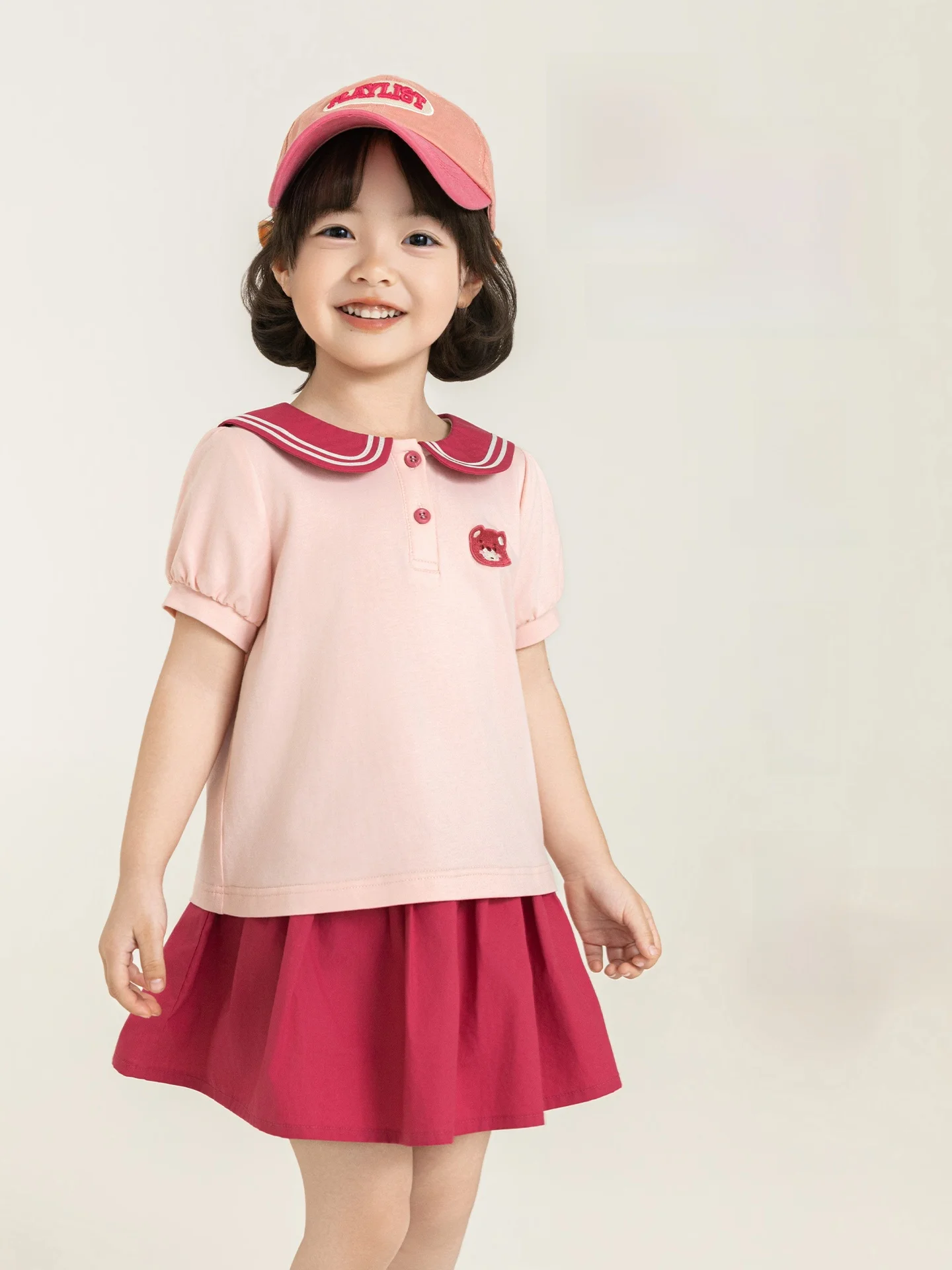 可愛い小学生服：アイスコットンセットアップの実用性とデザイン特性