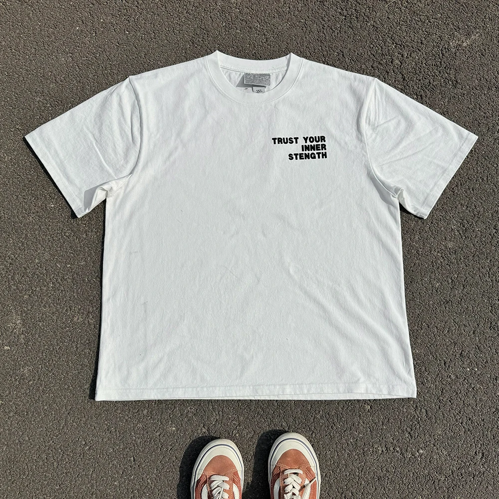 心の力を信じる！カップル用半袖Tシャツ：透気性と正肩デザインで夏の日常を支える