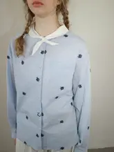 花刺繍チェック柄長袖シャツ【三角巾デザイン・重ね着対応】