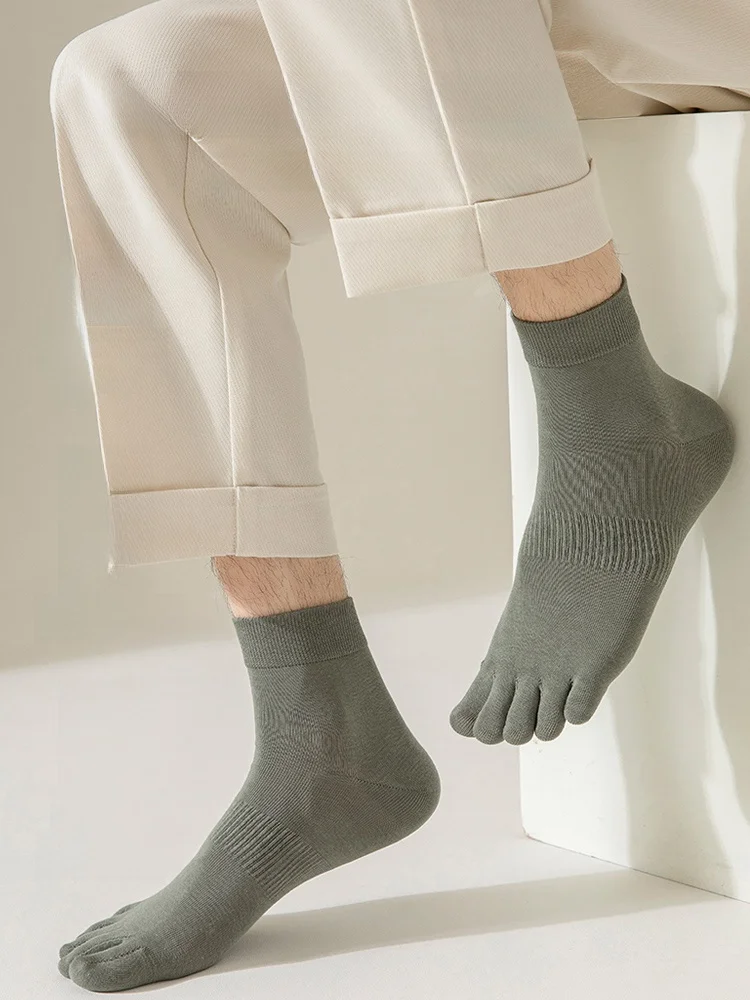 足が臭いの悩みを一瞬で解決できるアイテムは？