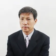 リアルな白髪の男性用ショートウィッグ【銀白色・自然な仕上がり】