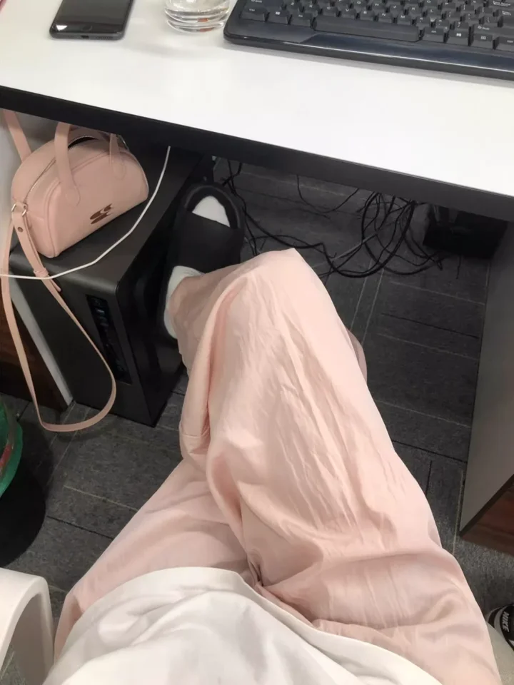ゆったりとしたシルエットの軽やかな夏用ワイドパンツ【テクスチャー感・カジュアル】（セットアップ対応）